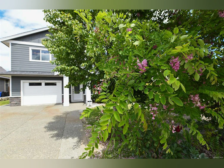 2568 Kendal Avenue, Cumberland, BC, V0R 1S0 - 31