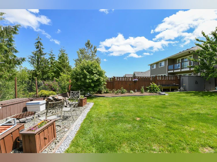 2568 Kendal Avenue, Cumberland, BC, V0R 1S0 - 36
