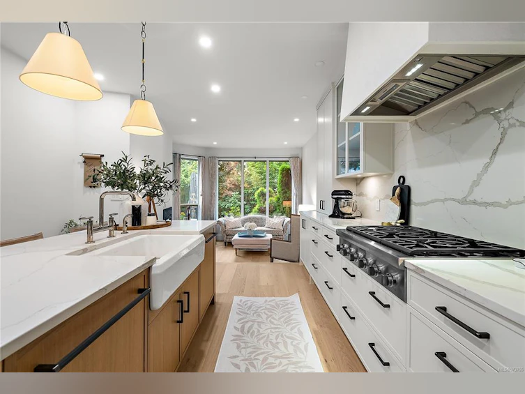 2-5187 Cordova Bay Road, Saanich, BC, V8Y 1N7 - 6