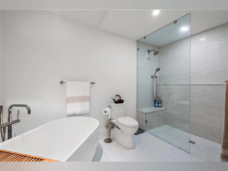 2-5187 Cordova Bay Road, Saanich, BC, V8Y 1N7 - 16