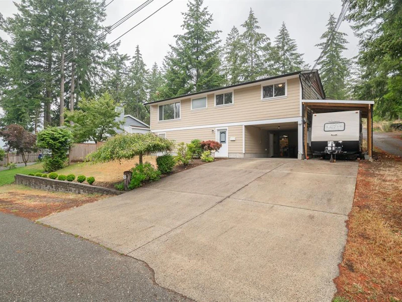 325 Jade Avenue, Nanaimo BC V9T 2R9