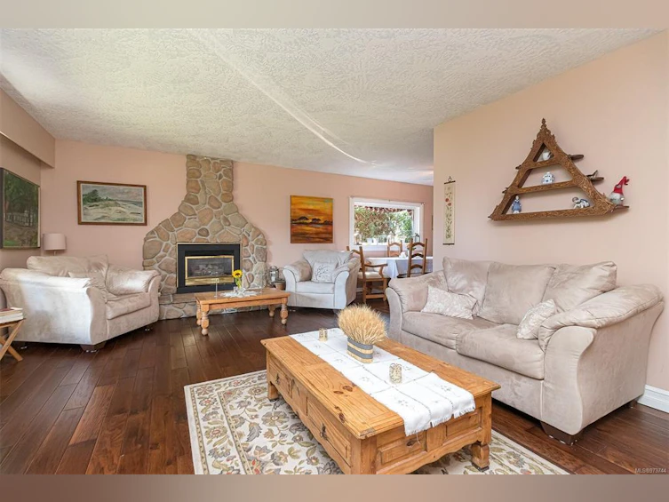 3880 Red Baron Place, Cobble Hill, BC, V0R 1L0 - 6