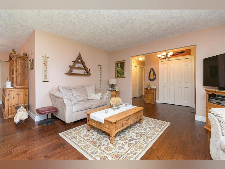 3880 Red Baron Place, Cobble Hill, BC, V0R 1L0 - 8