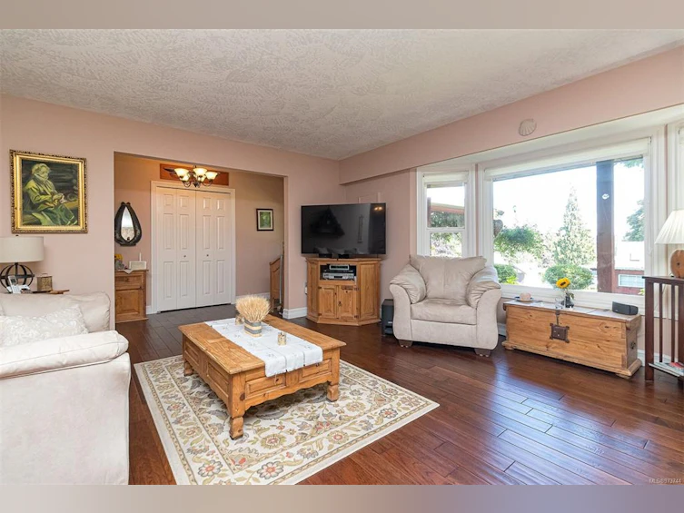 3880 Red Baron Place, Cobble Hill, BC, V0R 1L0 - 9