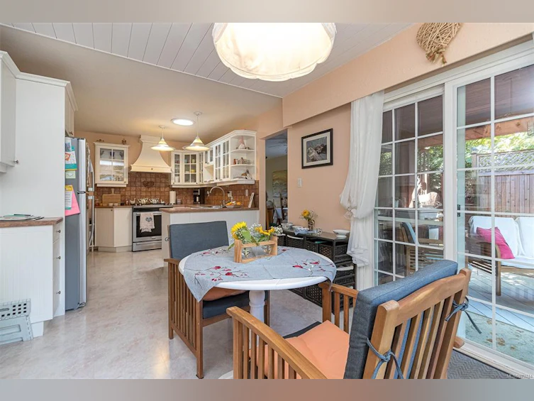 3880 Red Baron Place, Cobble Hill, BC, V0R 1L0 - 19