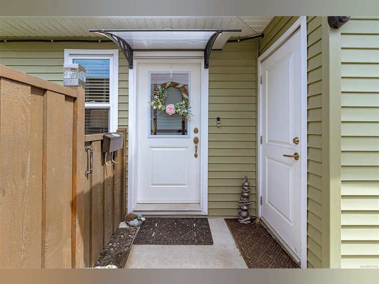 31-7586 Tetayut Road, Central Saanich, BC, V8M 0B4 - 4