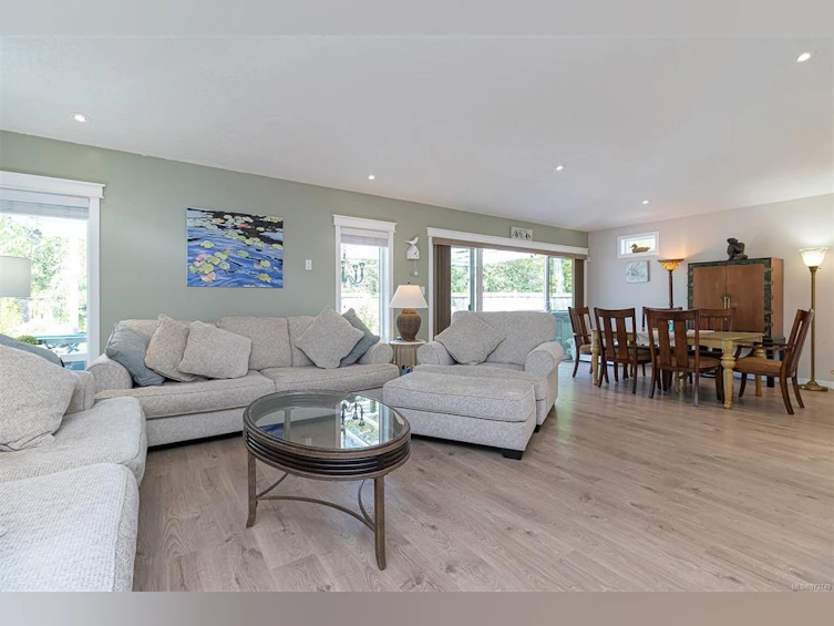 31-7586 Tetayut Road, Central Saanich, BC, V8M 0B4 - 8