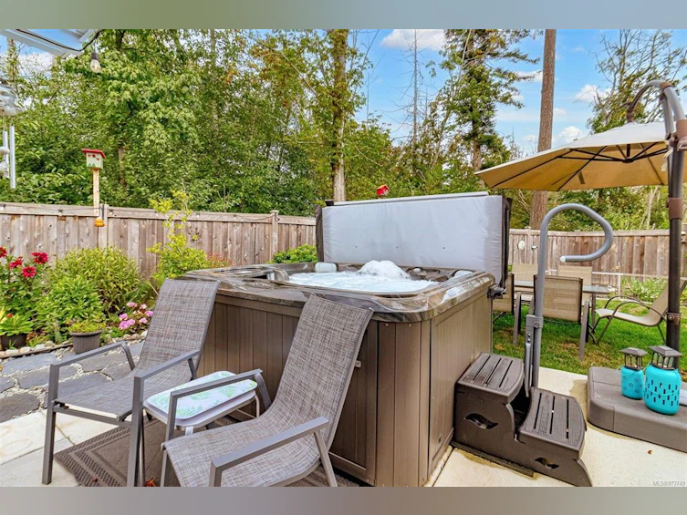 31-7586 Tetayut Road, Central Saanich, BC, V8M 0B4 - 37