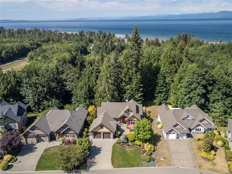 749 Eagleridge Place, Qualicum Beach, BC, V9K 1L4 - 3