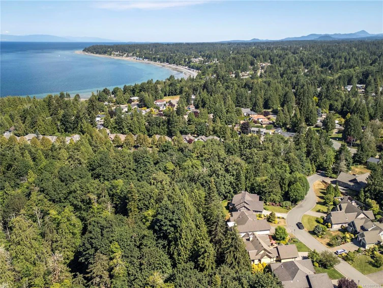 749 Eagleridge Place, Qualicum Beach, BC, V9K 1L4 - 53