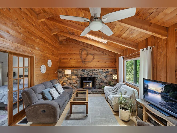 500 Smelt Bay Road, Cortes Island, BC, V0P 1K0 - 7