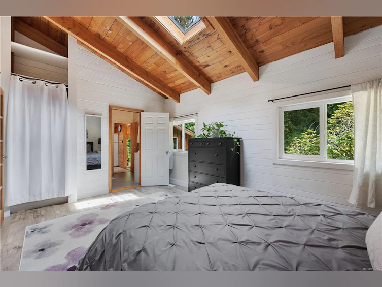 500 Smelt Bay Road, Cortes Island, BC, V0P 1K0 - 13