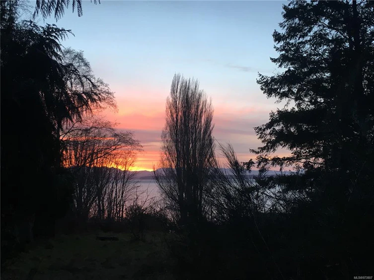 500 Smelt Bay Road, Cortes Island, BC, V0P 1K0 - 38