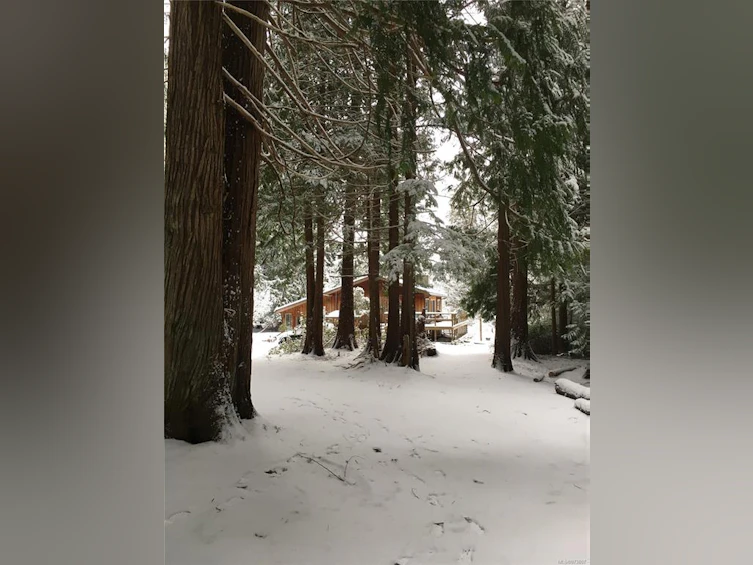 500 Smelt Bay Road, Cortes Island, BC, V0P 1K0 - 39