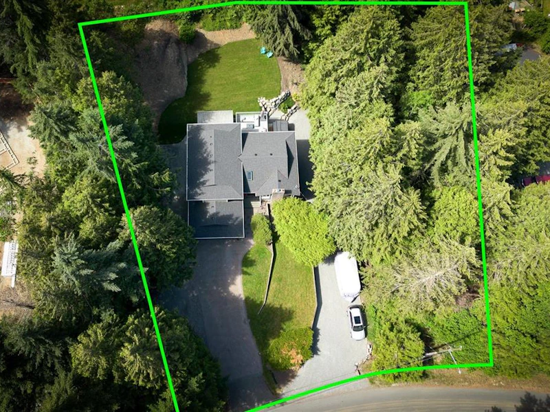 6611 Hillside Terrace, Nanaimo BC V9T 5S1