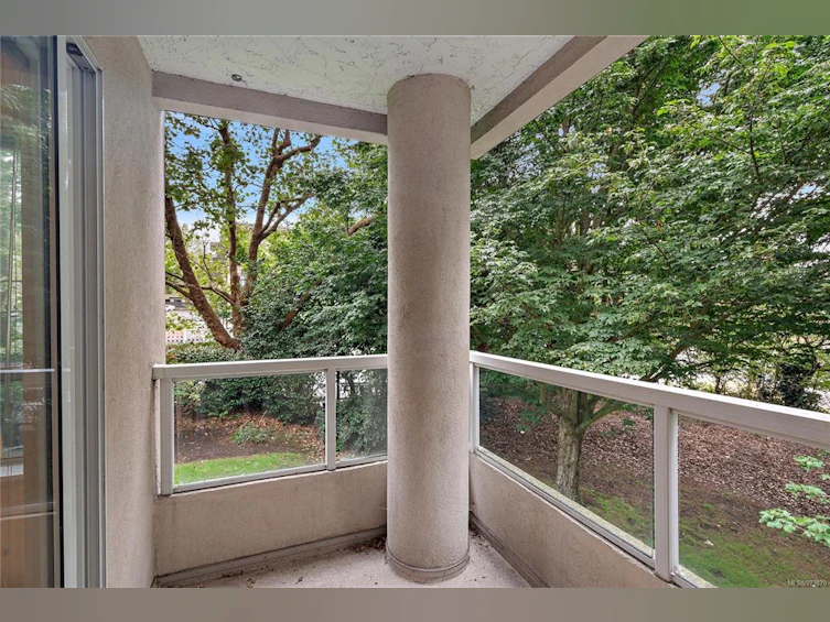 203-1500 Elford Street, Victoria, BC, V8R 3X8 - 5