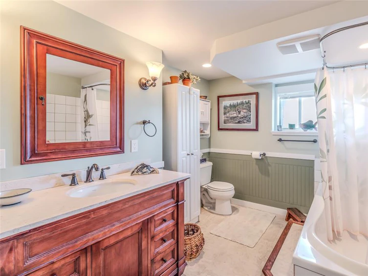 404 Neville Street, Ladysmith, BC, V9G 1V7 - 47