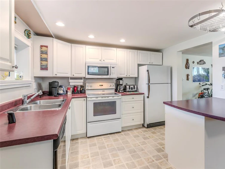 404 Neville Street, Ladysmith, BC, V9G 1V7 - 57