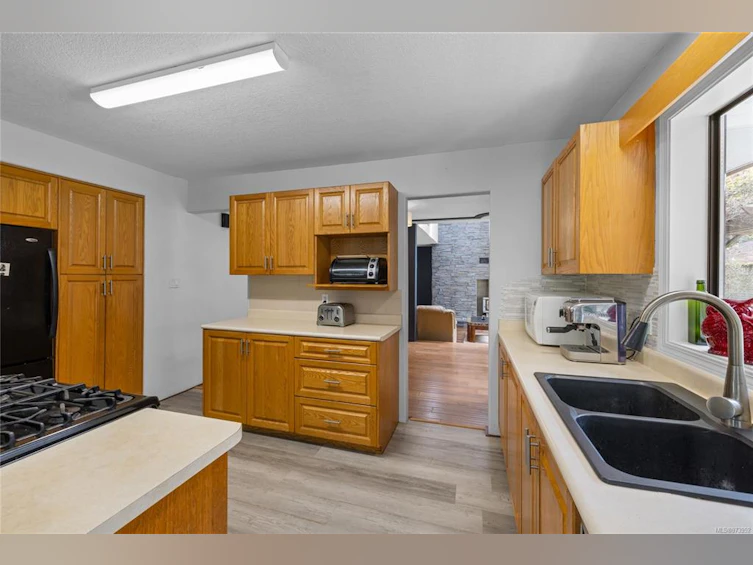 1380 Dobson Road, Errington, BC, V0R 1V0 - 18