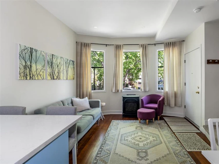 422 Powell Street, Victoria, BC, V8V 2J4 - 6