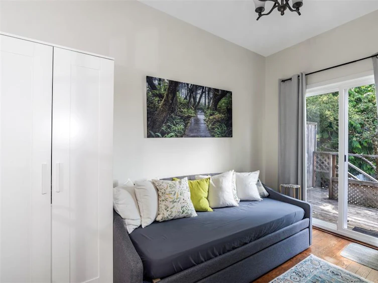 422 Powell Street, Victoria, BC, V8V 2J4 - 13