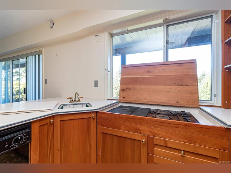 1319 Lands End Road, North Saanich, BC, V8L 5K1 - 31