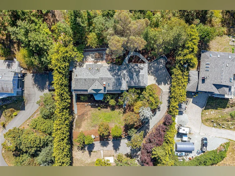 1319 Lands End Road, North Saanich, BC, V8L 5K1 - 57