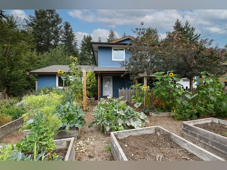329 Cortez Crescent, Comox, BC, V9M 3B9 - 11