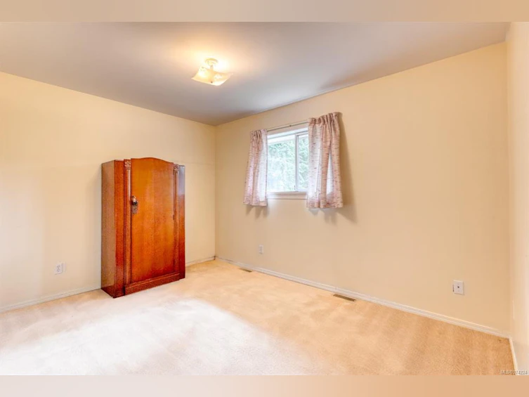 614 Webb Road, Courtenay, BC, V9N 9L9 - 8