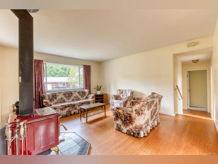 614 Webb Road, Courtenay, BC, V9N 9L9 - 18