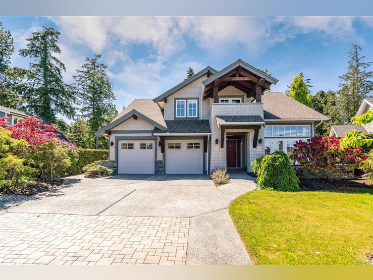 874 Bluffs Drive, Qualicum Beach, BC, V9K 0A2