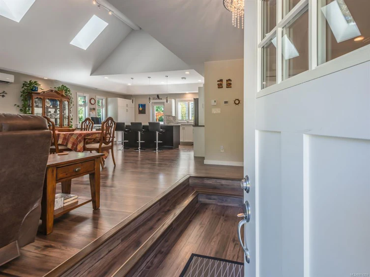125 Linx Road, Qualicum Beach, BC, V9K 0A6 - 12
