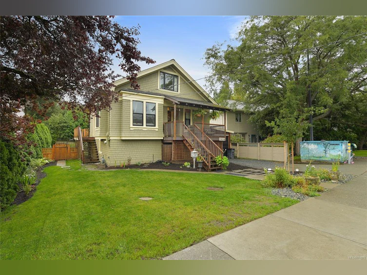 2616 Shakespeare Street, Victoria, BC, V8R 4G7 - 38