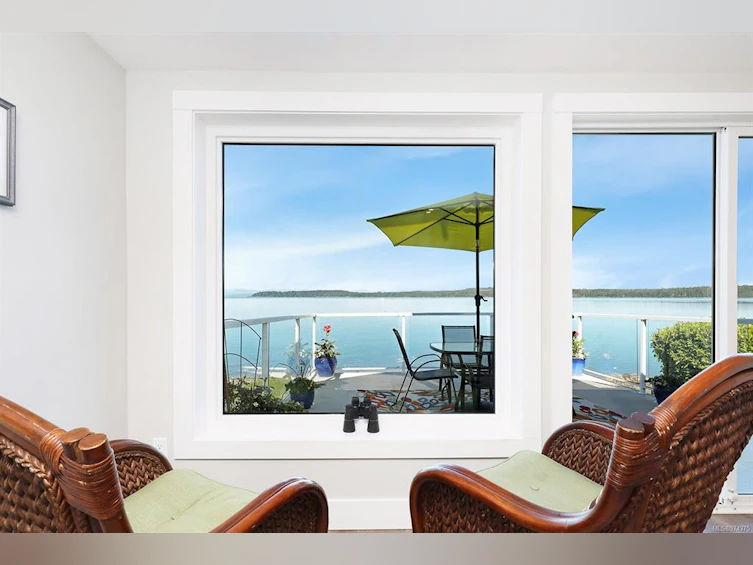 5632 S Island Highway, Union Bay, BC, V0R 1S0 - 5