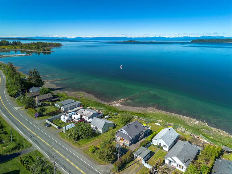 5632 S Island Highway, Union Bay, BC, V0R 1S0 - 13