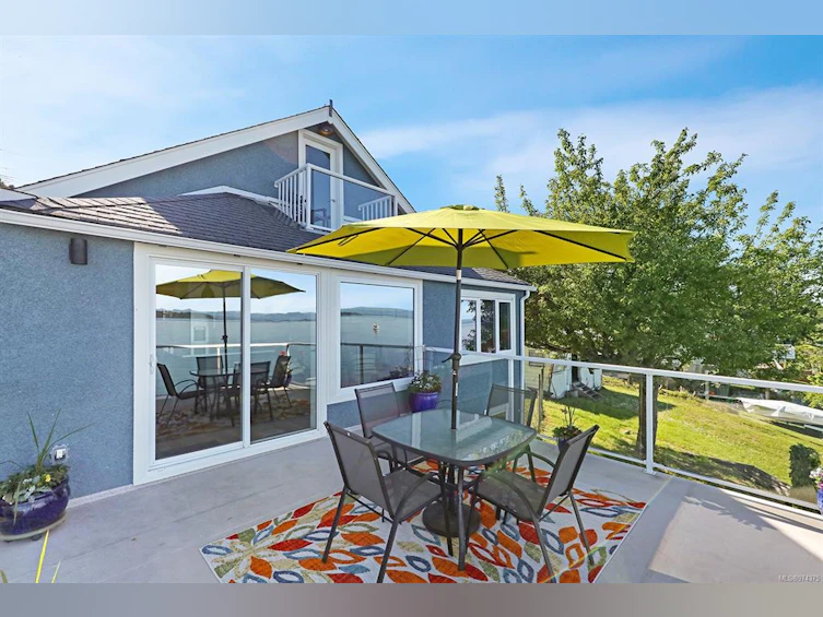 5632 S Island Highway, Union Bay, BC, V0R 1S0 - 33