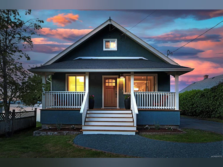 5632 S Island Highway, Union Bay, BC, V0R 1S0 - 63