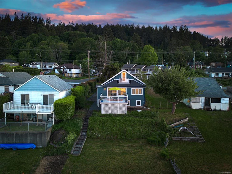 5632 S Island Highway, Union Bay, BC, V0R 1S0 - 71