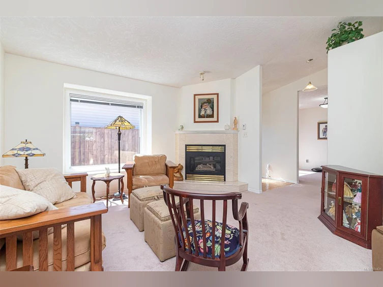 8 Eagle Lane, View Royal, BC, V9A 7M2 - 6