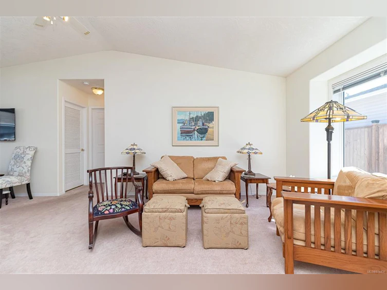 8 Eagle Lane, View Royal, BC, V9A 7M2 - 8