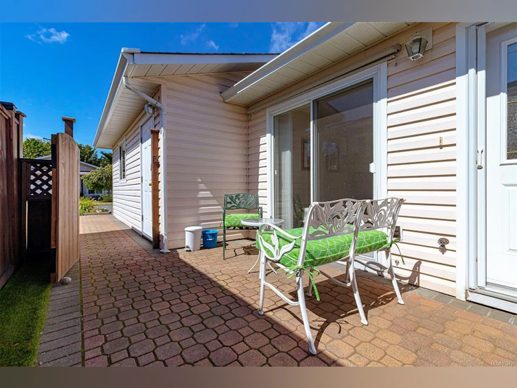 8 Eagle Lane, View Royal, BC, V9A 7M2 - 33