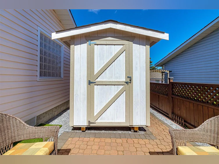 8 Eagle Lane, View Royal, BC, V9A 7M2 - 36