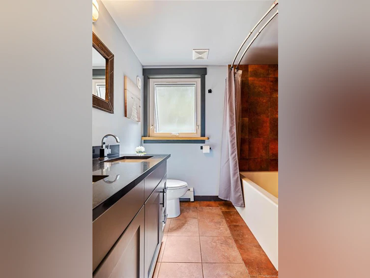 659 Wilks Road, Mayne Island, BC, V0N 2J1 - 20