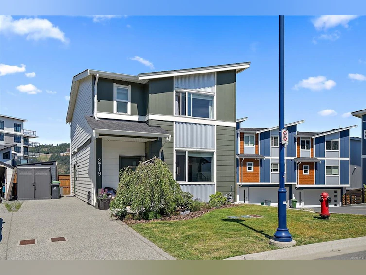 2719 Celestial Court, Langford, BC, V9B 3R6 - 3