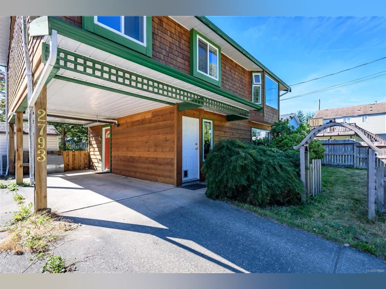 2793 Ulverston Avenue, Cumberland, BC, V0R 1S0 - 3
