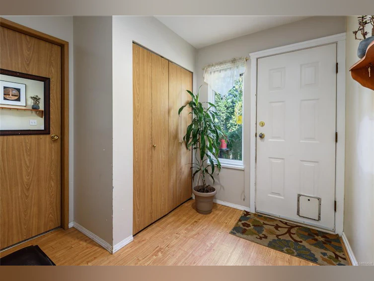 2793 Ulverston Avenue, Cumberland, BC, V0R 1S0 - 4