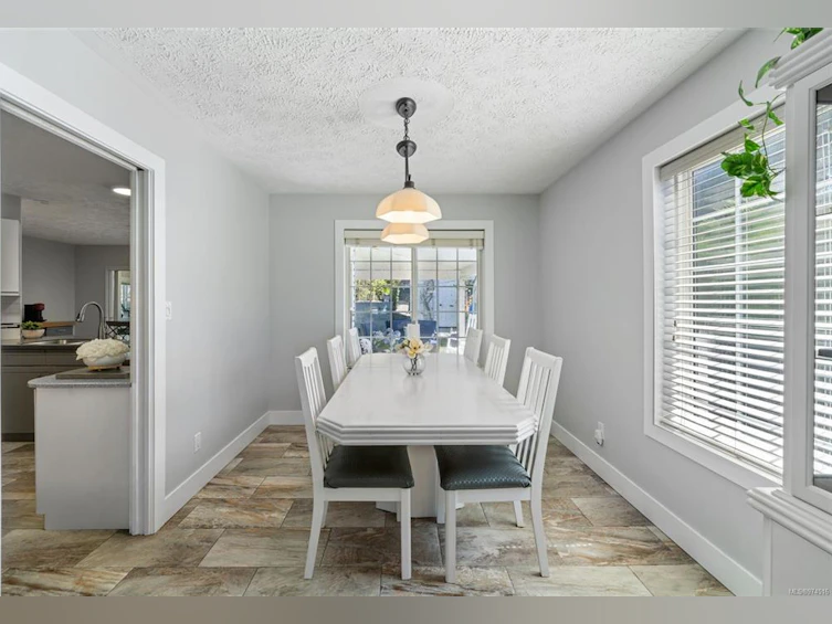 212 E Cowichan Avenue, Lake Cowichan, BC, V0R 2G0 - 20