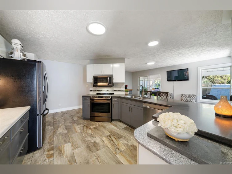 212 E Cowichan Avenue, Lake Cowichan, BC, V0R 2G0 - 25