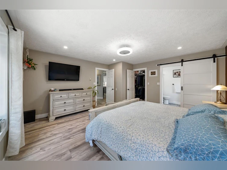 212 E Cowichan Avenue, Lake Cowichan, BC, V0R 2G0 - 27