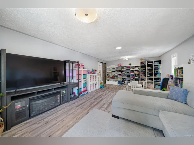 212 E Cowichan Avenue, Lake Cowichan, BC, V0R 2G0 - 39